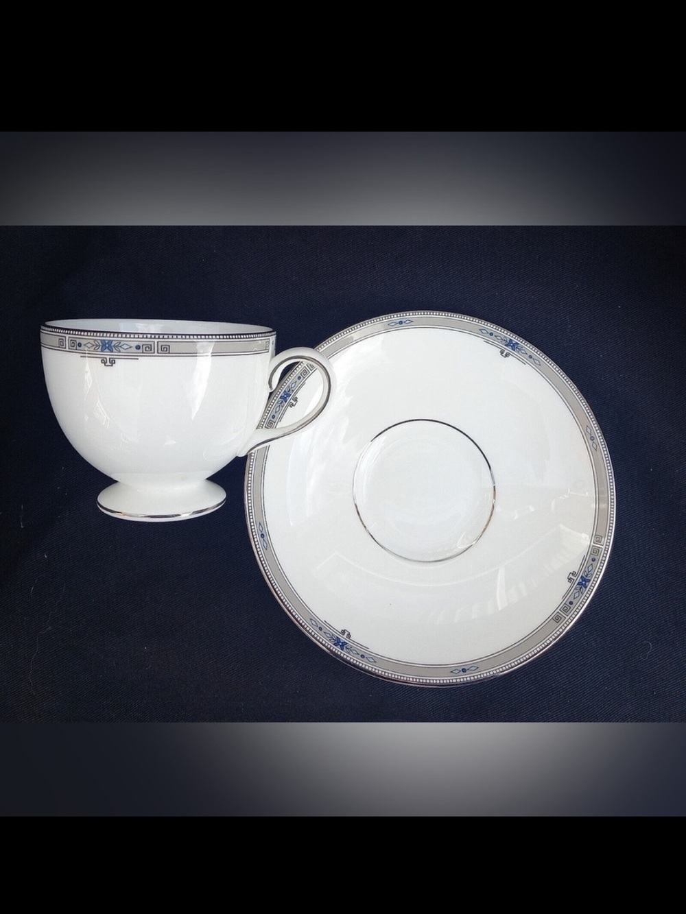 Wedgwood Amherst Leigh Shape Platinum Trim Footed Teacup & Saucer Set of 12